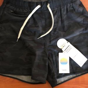 Vuori Banks Shorts